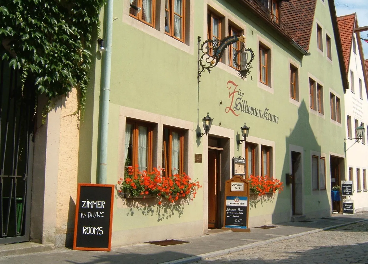 Ferienwohnungen Monteurzimmer Zur Silbernen Kanne Rothenburg ob der Tauber 3*,  Germany